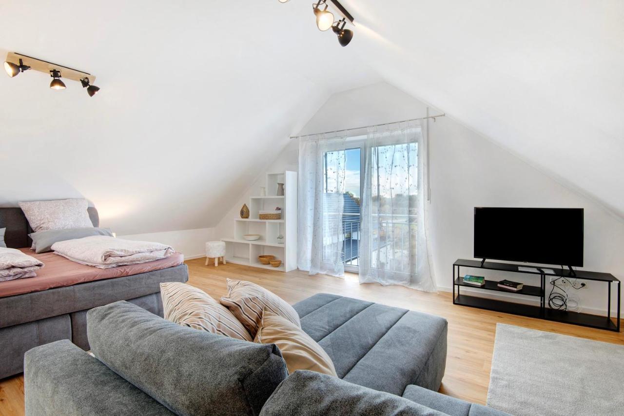 Dachstudio Am Donau Rad Weg 特格尔恩海姆 外观 照片